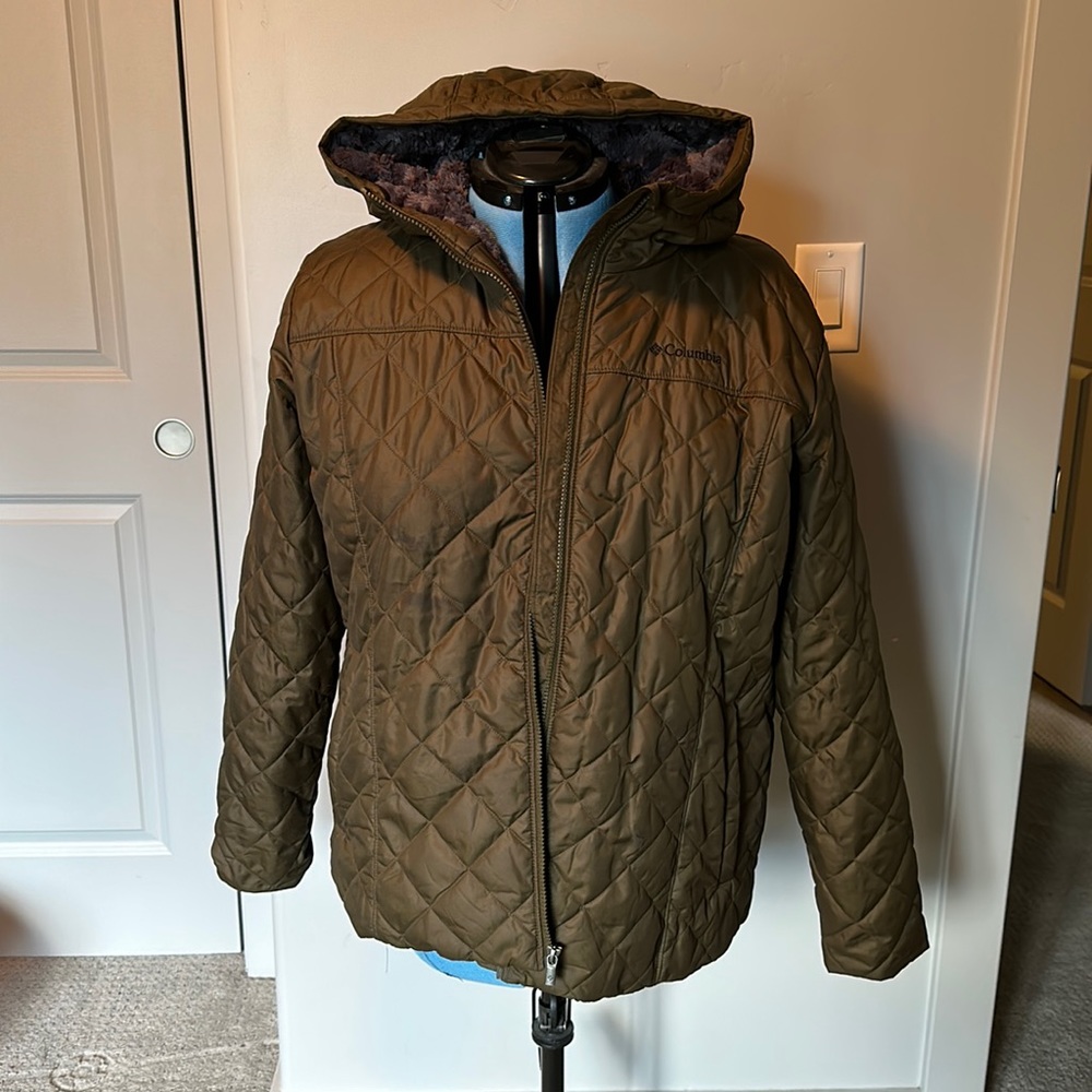 Columbia fleece lined coat.